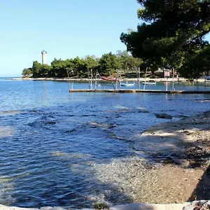 https://apartmani-svjetionik.in-istria.net